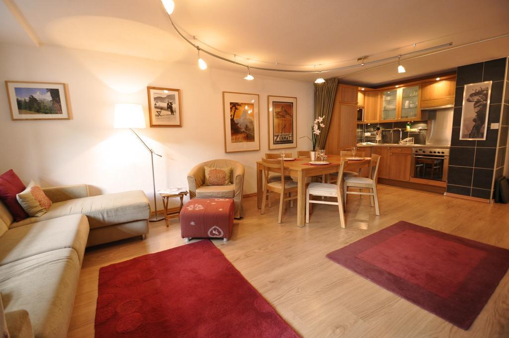 Haus Armina - Apartment Edward Zermatt Room photo